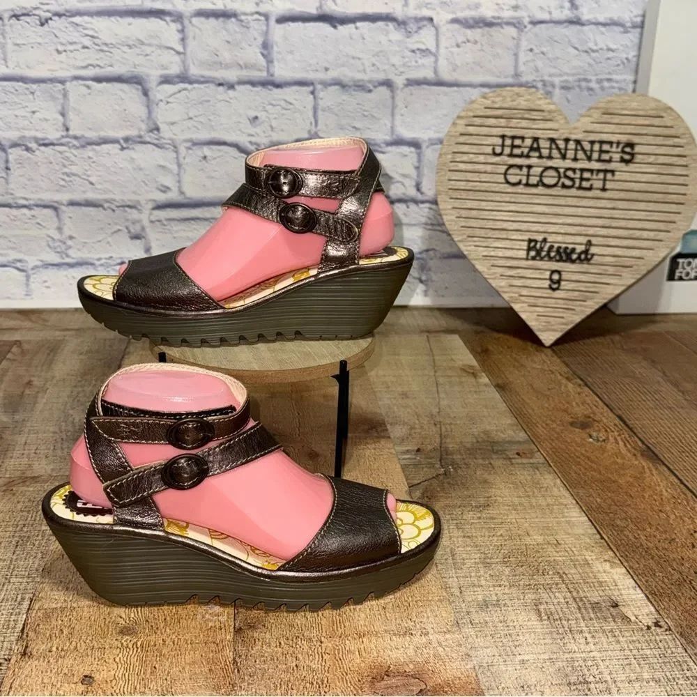 Fly London yisk idra bronze sandals